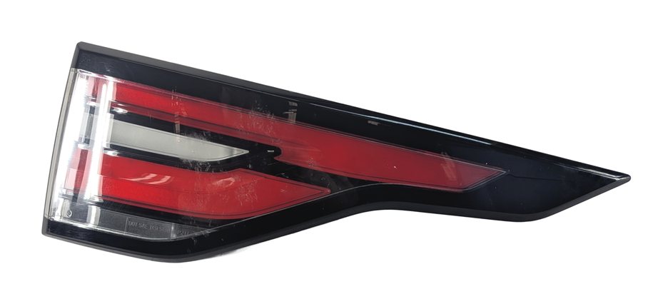 Thumbnail 3: 17-20 LAND ROVER DISCOVERY L462 REAR RIGHT PASSENGER OUTER QUARTER TAILLIGHT