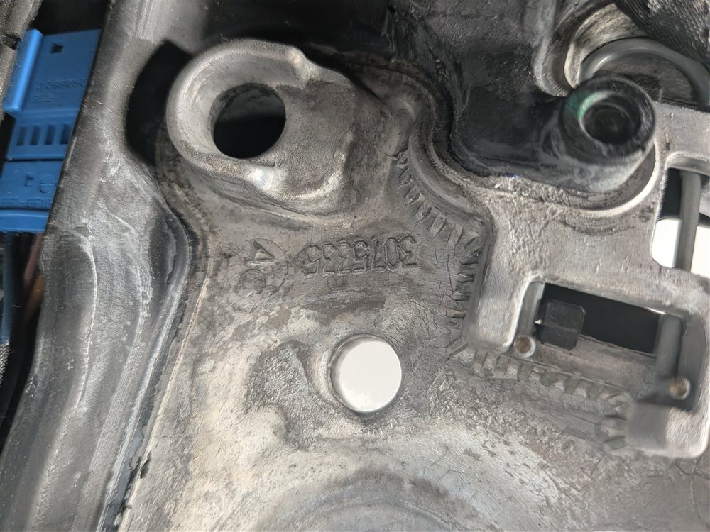 Thumbnail 14: 17-20 ROVER DISCOVERY (L462) HEATED STEERING w/SHIFT PADDLES GRAY STITCH (Black)