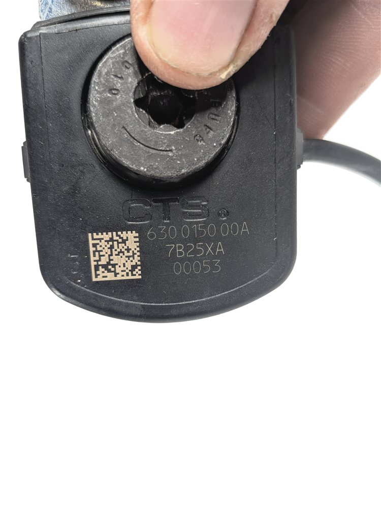 Thumbnail 12: 17-19 LAND ROVER DISCOVERY L462 FRONT RIGHT PASSENGER SEATBELT RETRACTOR (Black)