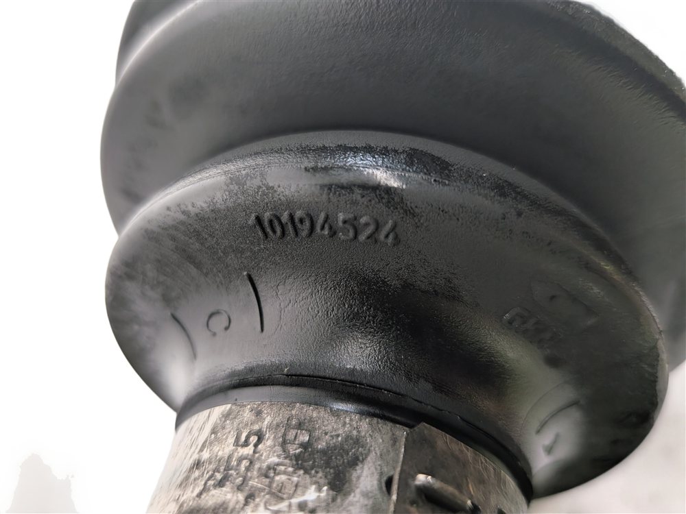 Thumbnail 12: 2013-2020 RANGE ROVER SPORT DISCOVERY (L405 L462 L494) LEFT FRONT AXLE SHAFT