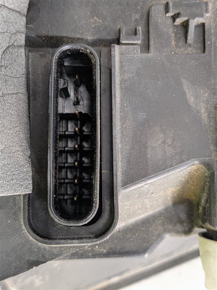 Thumbnail 14: 13-22 RANGE ROVER DISCOVERY (L405 L462 L494 L550) REAR RIGHT PASSIVE DOOR LATCH