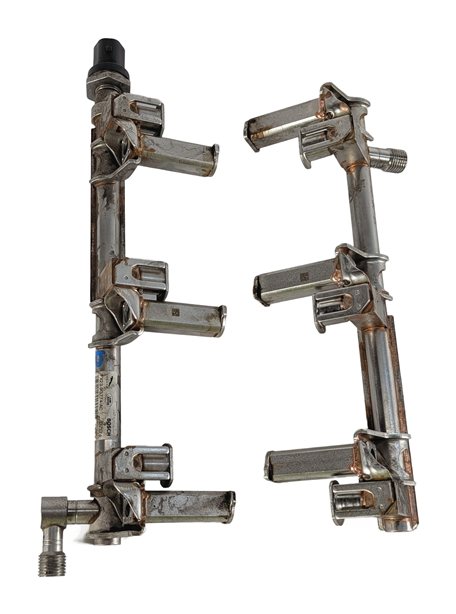Thumbnail 4: 15-20 LAND RANGE ROVER SPORT DISCOVERY LR4 3.0L AJ126 FUEL RAIL SET/2 w/ SENSOR