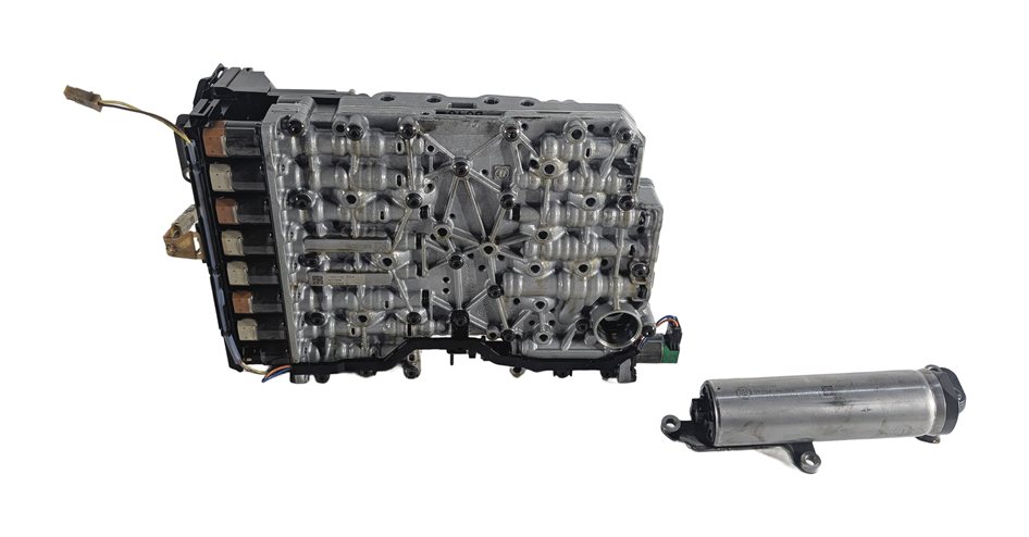 Thumbnail 7: 17-23 RANGE ROVER SPORT DISCOVERY VELAR (L494 L462 L560) TRANSMISSION VALVE BODY