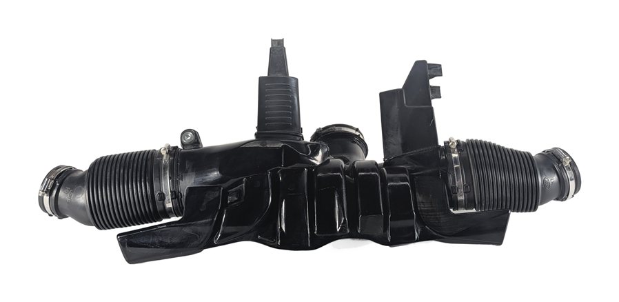 Thumbnail 2: 2017 LAND ROVER DISCOVERY (L462) 3.0L AJ126 ENGINE AIR INTAKE RESONATOR DUCT