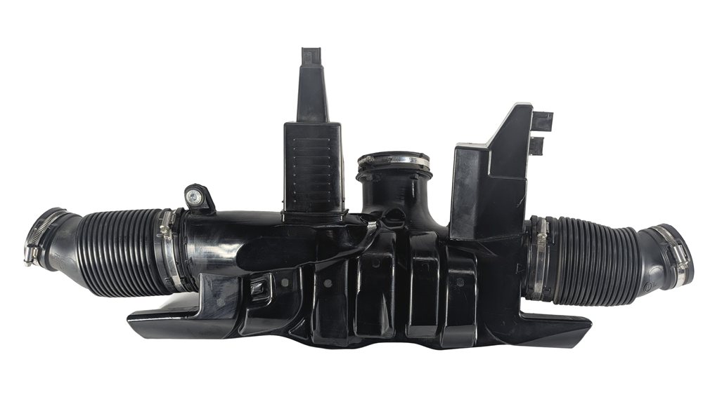 Thumbnail 3: 2017 LAND ROVER DISCOVERY (L462) 3.0L AJ126 ENGINE AIR INTAKE RESONATOR DUCT
