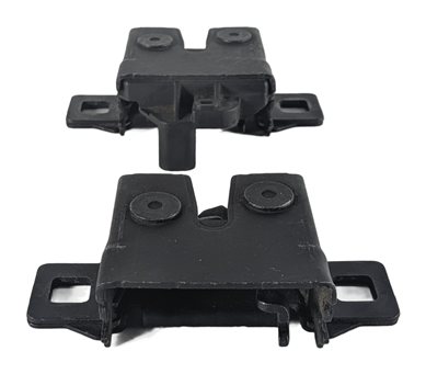 Thumbnail 6: 2017 LAND ROVER DISCOVERY (L462) FRONT LEFT & RIGHT HOOD LID LOCK LATCH SET/2