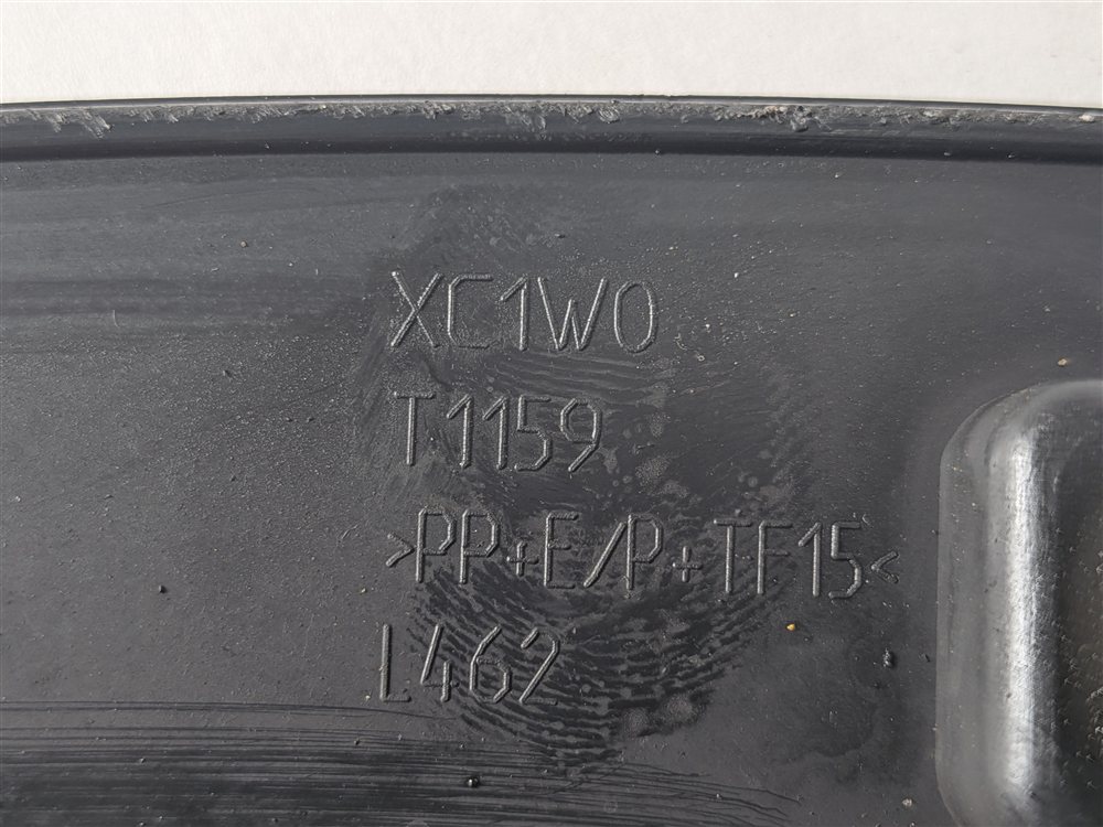 Thumbnail 9: 2017 LAND ROVER DISCOVERY (L462) FRONT LEFT WHEEL ARCH MOLDING (MATTE BLACK)