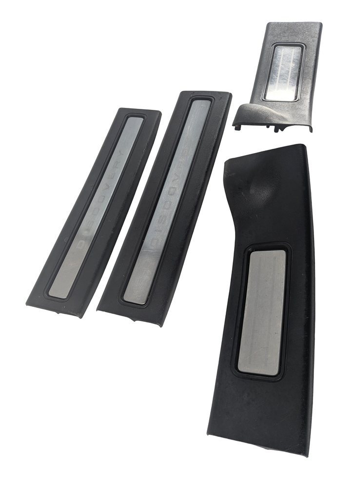 Thumbnail 5: 2017 LAND ROVER DISCOVERY (L462) FRONT & REAR DOOR SILL SCUFF TREAD PLATE SET/4