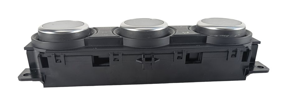 Thumbnail 2: 17-20 LAND ROVER DISCOVERY (L462) REAR HEAT AIR AC HVAC CLIMATE CONTROL PANEL