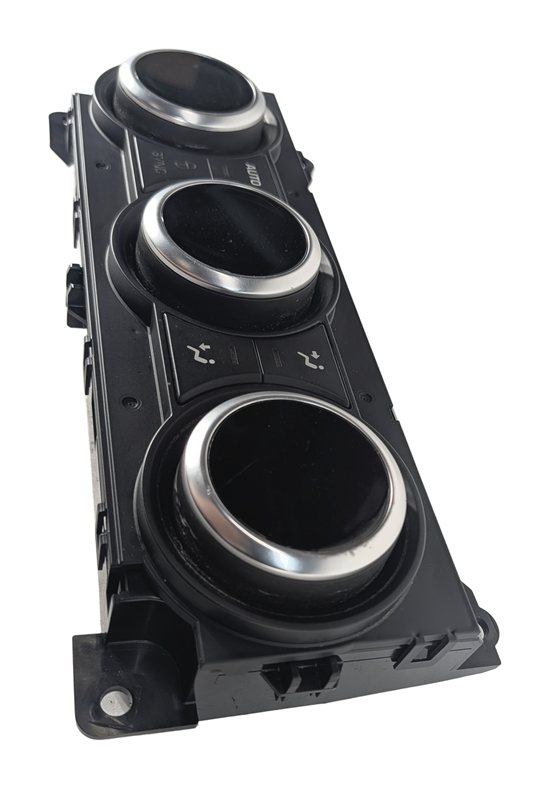 Thumbnail 4: 17-20 LAND ROVER DISCOVERY (L462) REAR HEAT AIR AC HVAC CLIMATE CONTROL PANEL
