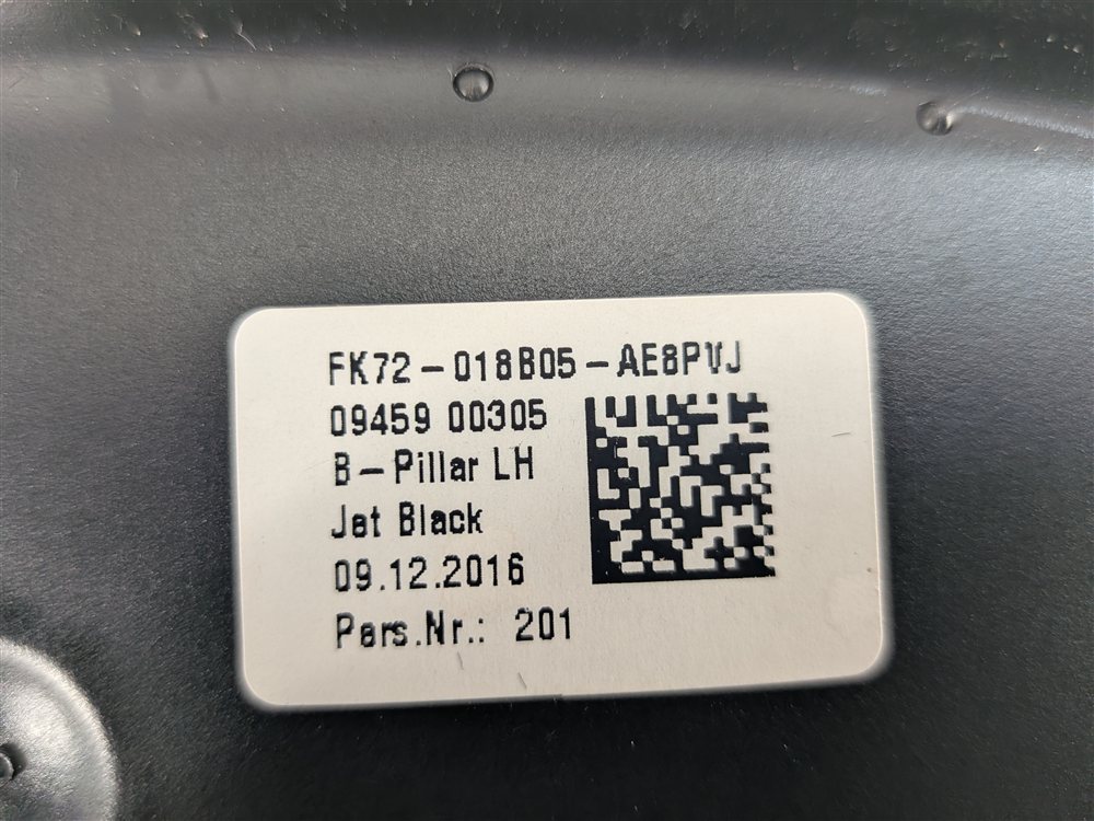 Thumbnail 8: 2017 LAND ROVER DISCOVERY (L462) REAR LEFT B PILLAR HEAT AIR AC VENT (Black)