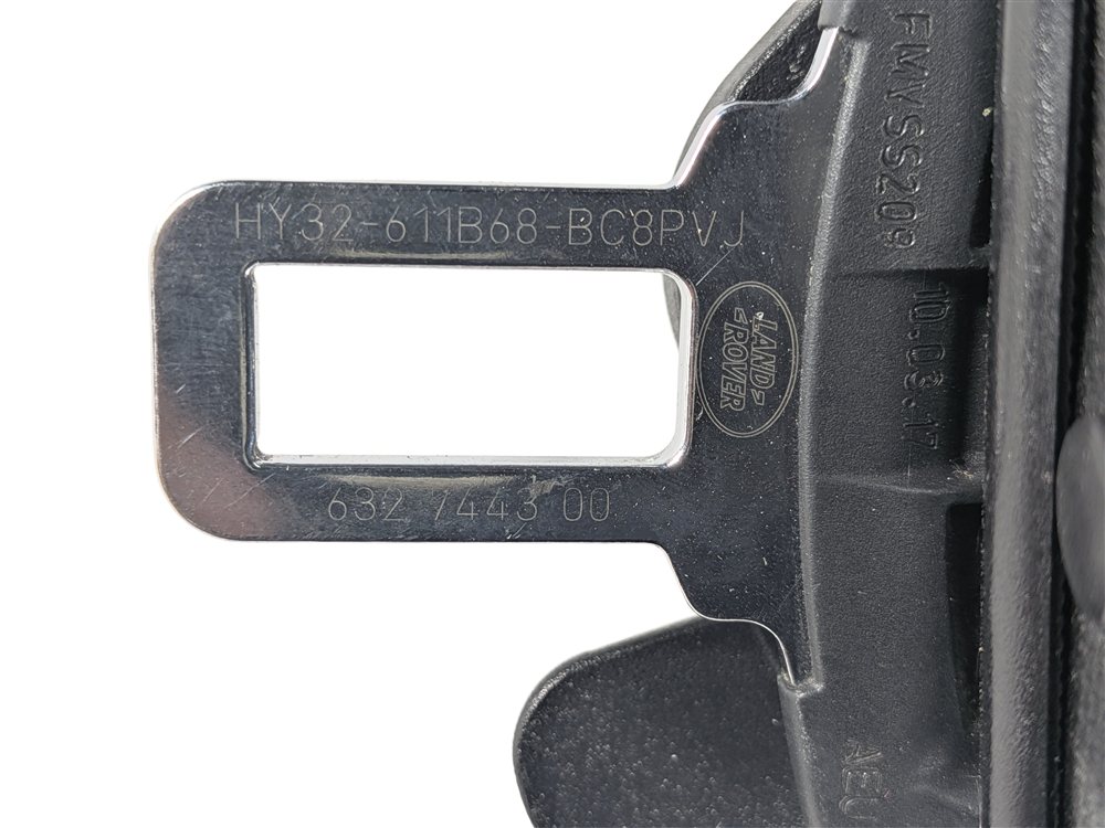Thumbnail 9: 2017 LAND ROVER DISCOVERY (L462) REAR RIGHT 2ND ROW SEATBELT RETRACTOR (Black)