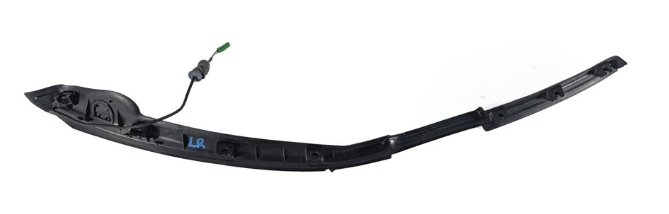 Thumbnail 7: 2017 LAND ROVER DISCOVERY (L462) REAR LEFT POWER LIFTGATE ANTI PINCH SENSOR