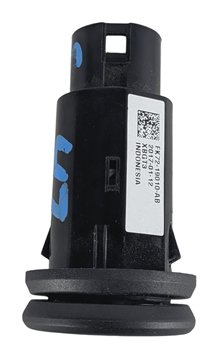 Thumbnail 6: 2017 LAND ROVER DISCOVERY L462 REAR LEFT 3RD ROW USB CHARGER CHARGING PORT JACK