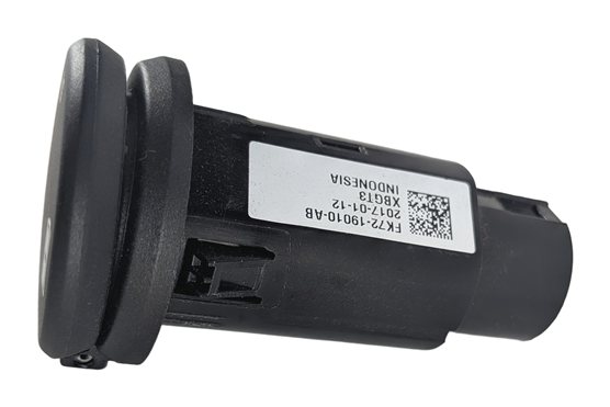 Thumbnail 7: 2017 LAND ROVER DISCOVERY L462 REAR LEFT 3RD ROW USB CHARGER CHARGING PORT JACK
