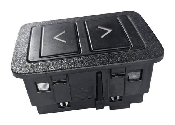 Thumbnail 5: 2017 LAND ROVER DISCOVERY L462 REAR RIGHT 2ND ROW SEAT BACK RECLINE TILT SWITCH