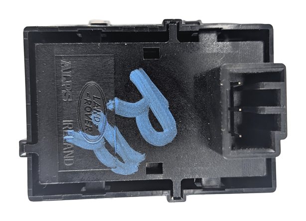 Thumbnail 7: 2017 LAND ROVER DISCOVERY L462 REAR RIGHT 2ND ROW SEAT BACK RECLINE TILT SWITCH