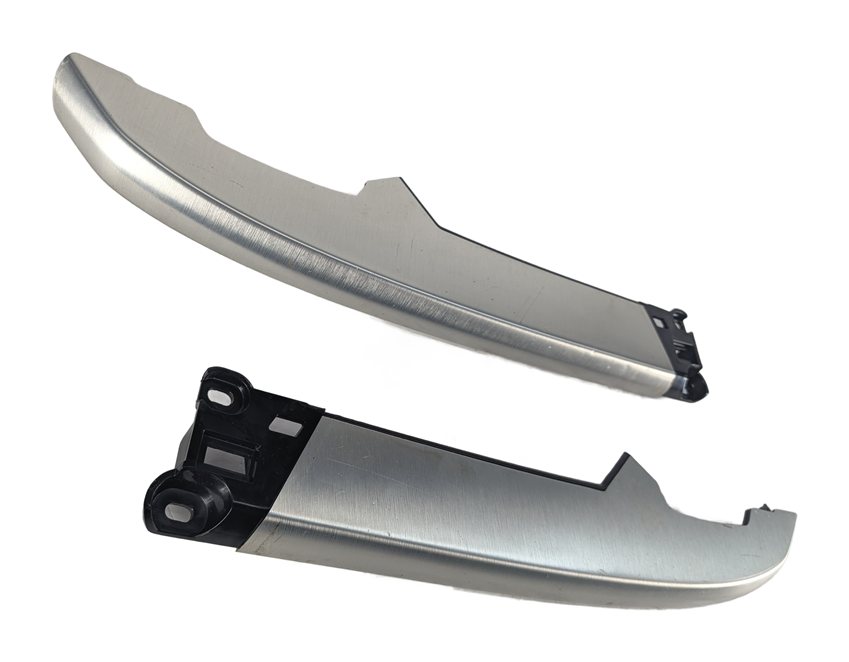 Thumbnail 5: 2017 LAND ROVER DISCOVERY (L462) DASH VERTICAL TRIM SET/2 (BRUSHED ALUMINUM)