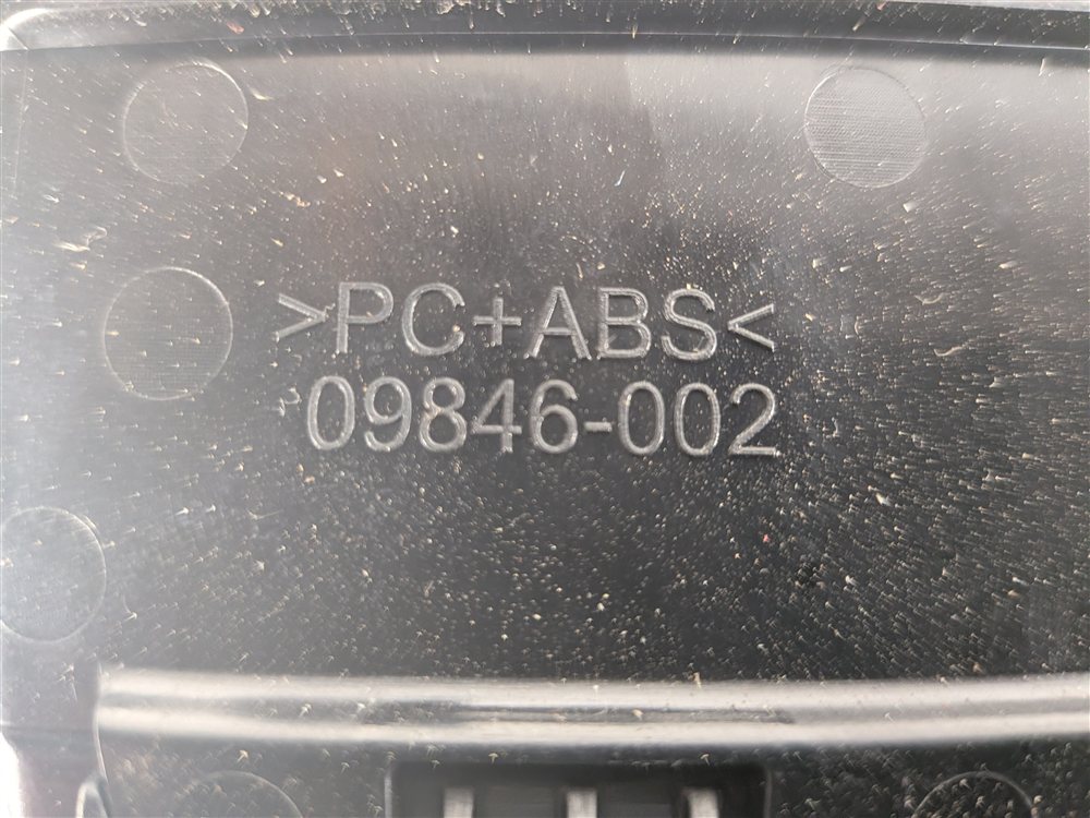Thumbnail 8: 2017 LAND ROVER DISCOVERY L462 FRONT CENTER DASH AIR VENT HAZARD SWITCH (Black)