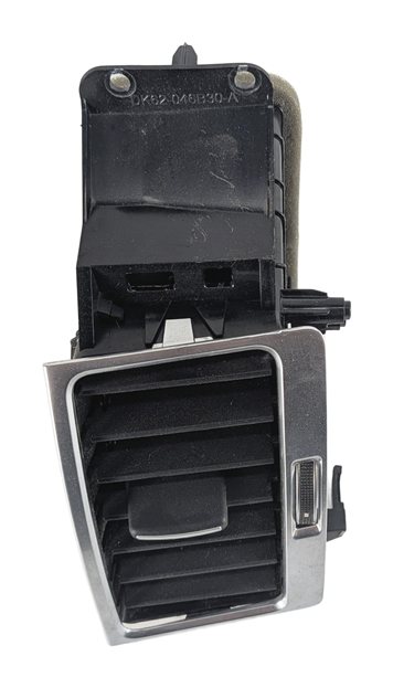 Thumbnail 5: 2017 LAND ROVER DISCOVERY L462 FRONT RIGHT PASSENGER DASH OUTER AC VENT (Black)