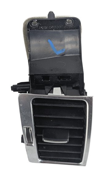 Thumbnail 5: 2017 LAND ROVER DISCOVERY L462 FRONT LEFT DRIVER DASH OUTER HEAT AC VENT (Black)