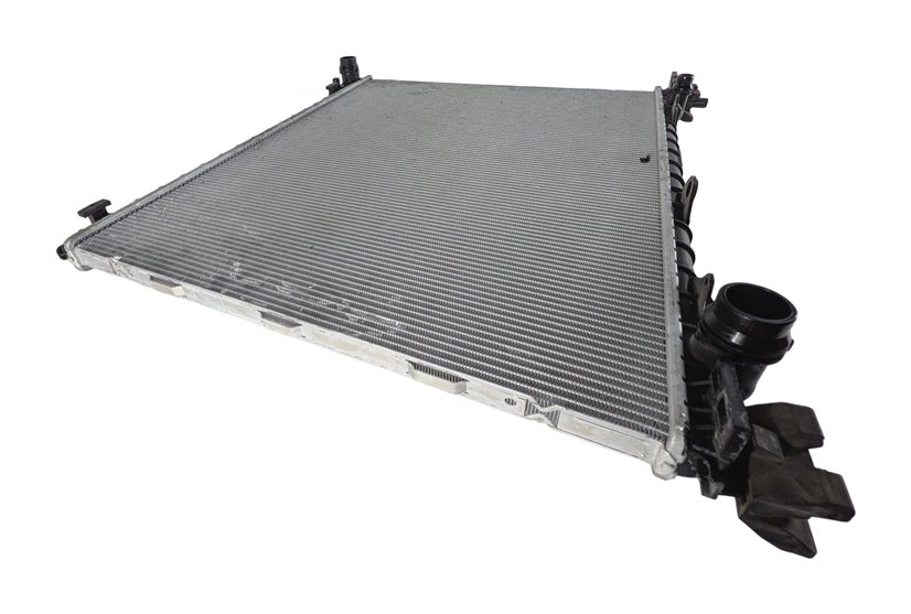 Thumbnail 3: 2017 LAND ROVER DISCOVERY (L462) 3.0L COOLANT COOLING RADIATOR NISSENS 64331