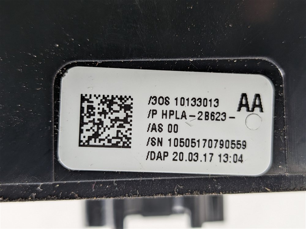 Thumbnail 10: 2017 LAND ROVER DISCOVERY (L462) ELECTRONIC PARK PARKING BRAKE SWITCH w/ TRIM