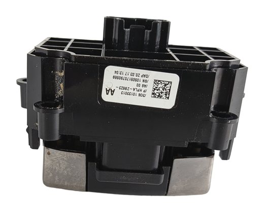 Thumbnail 8: 2017 LAND ROVER DISCOVERY (L462) ELECTRONIC PARK PARKING BRAKE SWITCH w/ TRIM