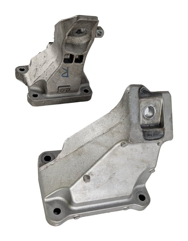 Thumbnail 7: 2017 LAND ROVER DISCOVERY L462 3.0L AJ126 LEFT/RIGHT ENGINE MOUNT BRACKET SET/2