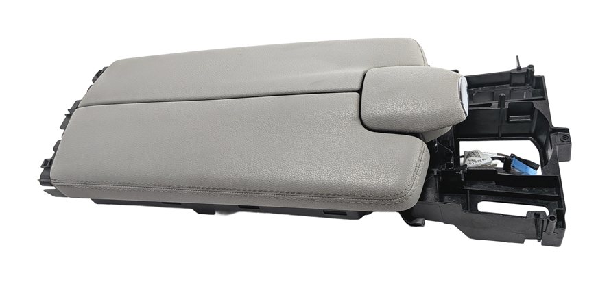 Thumbnail 3: 12-13 MERCEDES E300 E350 E400 E550 (W212) FRONT CENTER CONSOLE ARMREST (Gray)