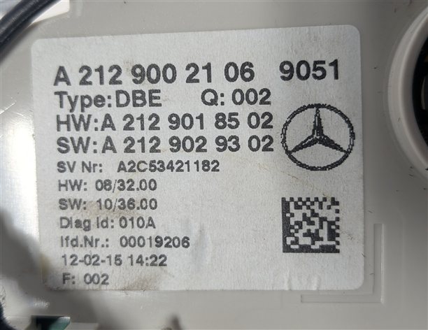Thumbnail 7: 2010-2013 MERCEDES E350 E550 (W212) OVERHEAD CONSOLE DOME LIGHT SUNROOF (Gray)