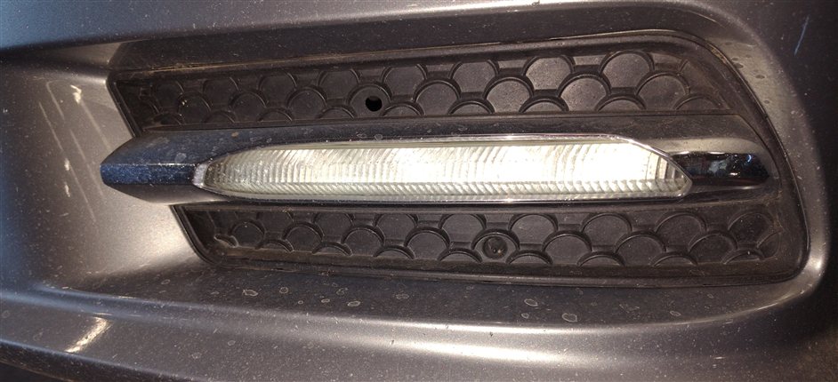 Thumbnail 2: 10-13 MERCEDES E300 E350 E400 E550 (W207 W212) LEFT FRONT DRL LED FOG LIGHT LAMP