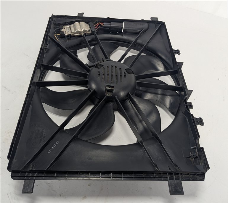 Thumbnail 2: 08-17 MERCEDES B C E CLA CLS GLK SLK (W207 W204 X204 W212) RADIATOR COOLING FAN