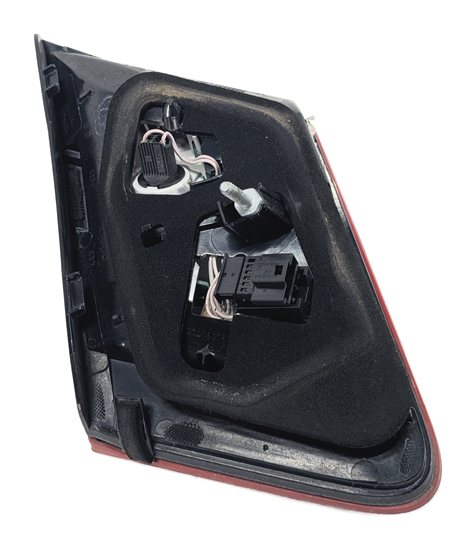 Thumbnail 6: 2010-2013 MERCEDES E300 E350 E400 E550 (W212) RIGHT INNER TAILLIGHT LIGHT LAMP