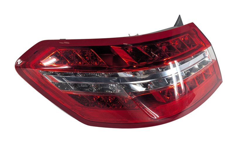 Thumbnail 3: 10-13 MERCEDES E-CLASS (W212) SEDAN LEFT DRIVER REAR TAILLIGHT BRAKE LIGHT LAMP