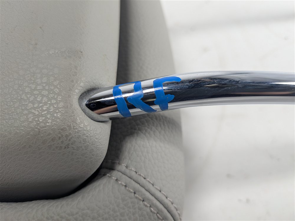 Thumbnail 6: 10-13 MERCEDES E350 E400 E550 E63 AMG W212 FRONT ACTIVE HEADREST SET/2 (Gray)