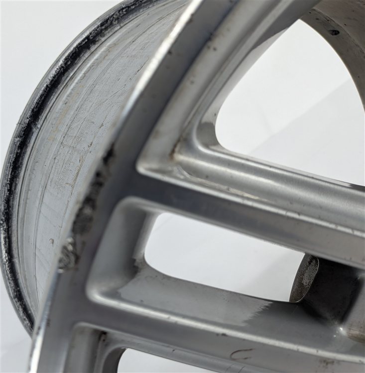 Thumbnail 4: 2011 MERCEDES E550 (W212) SEDAN REAR 18x9 10-SPOKE ALUMINUM AMG WHEEL RIM