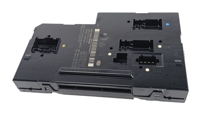 Thumbnail 4: 11-12 MERCEDES E350 E550 CLS550 (W212 W218) REAR SIGNAL ACQUISITION MODULE SAM