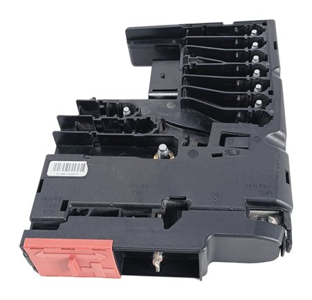 Thumbnail 3: 2012 MERCEDES E350 W212 3.5L POSITIVE BATTERY TERMINAL POWER DISTRIBUTION BLOCK