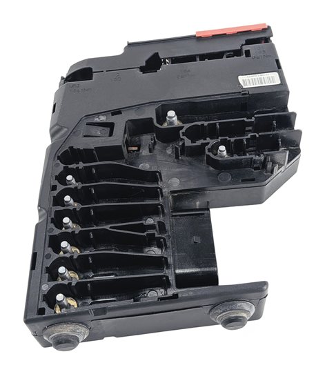 Thumbnail 5: 2012 MERCEDES E350 W212 3.5L POSITIVE BATTERY TERMINAL POWER DISTRIBUTION BLOCK