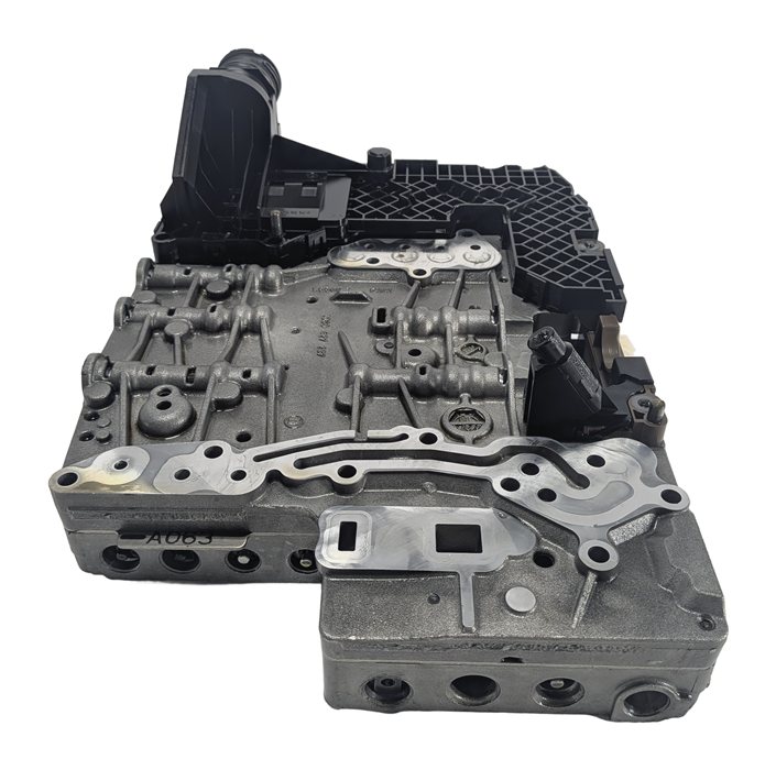 Thumbnail 2: 07-11 BMW 135i 335i (E87 E90) 3.0L 6HP-19 TRANSMISSION VALVE BODY MECHATRONIC