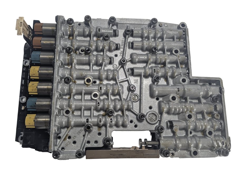Thumbnail 6: 07-11 BMW 135i 335i (E87 E90) 3.0L 6HP-19 TRANSMISSION VALVE BODY MECHATRONIC