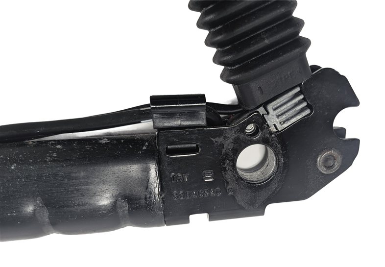 Thumbnail 5: 2008-2016 BMW 135i 328i 335i M3 X1 Z4 (E84 E87 E89 E90) DRIVER SEATBELT RECEIVER