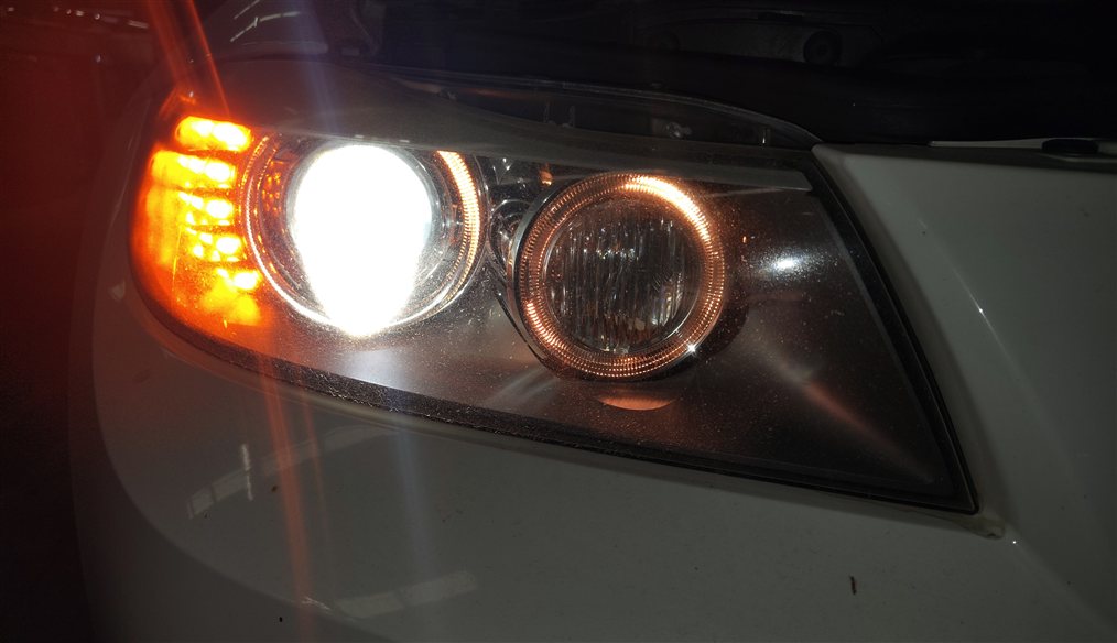Thumbnail 2: 09-12 BMW 323i 328i 335i 335d (E90) RIGHT PASSENGER XENON HID ADAPTIVE HEADLIGHT