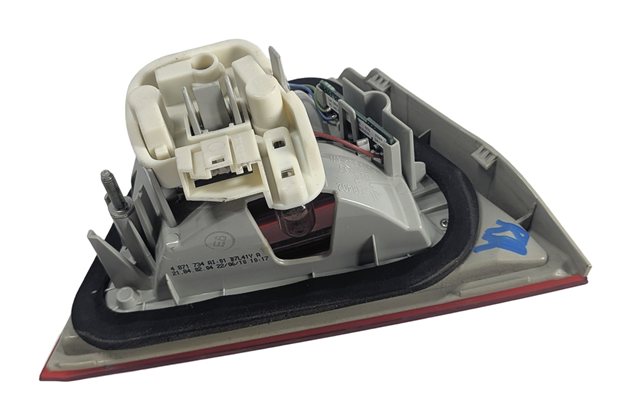 Thumbnail 8: 2009-2011 BMW 328i 335i M3 335d 323i (E90) RIGHT TRUNK LID INNER TAIL LIGHT LAMP