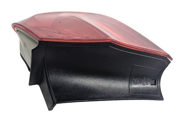 Thumbnail 4: 2009-2011 BMW 323i 328i 335i M3 (E90) RIGHT OUTER QUARTER TAILLIGHT BRAKE LIGHT