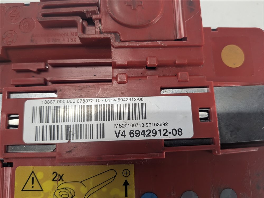Thumbnail 8: 2011 BMW 335I (E90) 3.0L REAR POSITIVE BATTERY TERMINAL POWER DISTRIBUTION BLOCK