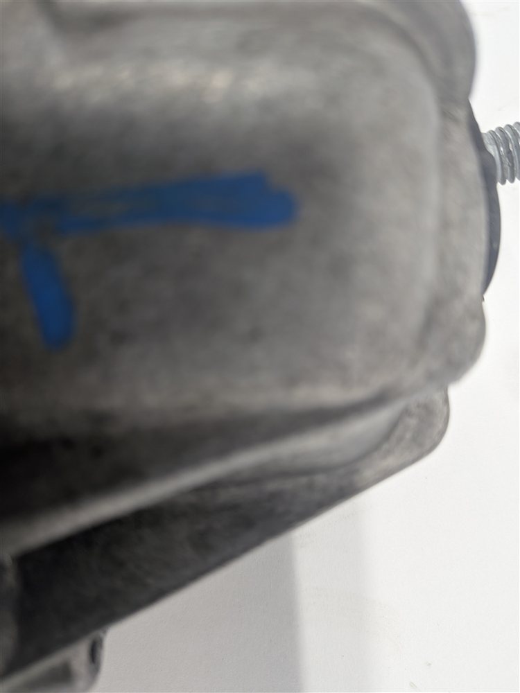 Thumbnail 7: 2011 BMW 335I (E90) 3.0L (N55) ENGINE LEFT DRIVER MOTOR SUPPORT MOUNT INSULATOR