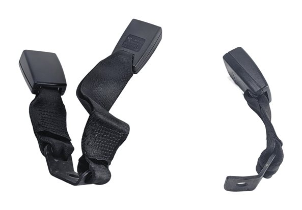 2011 BMW 335I E90 REAR LEFT/CENTER/RIGHT SEATBELT BUCKLE RECEIVER SET/3 (Black)