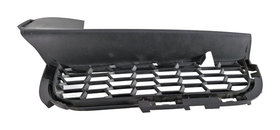 Thumbnail 4: 12-19 BMW 640i 650i (F06 F12 F13) FRONT LEFT LOWER BUMPER M-AERO AIR VENT GRILLE